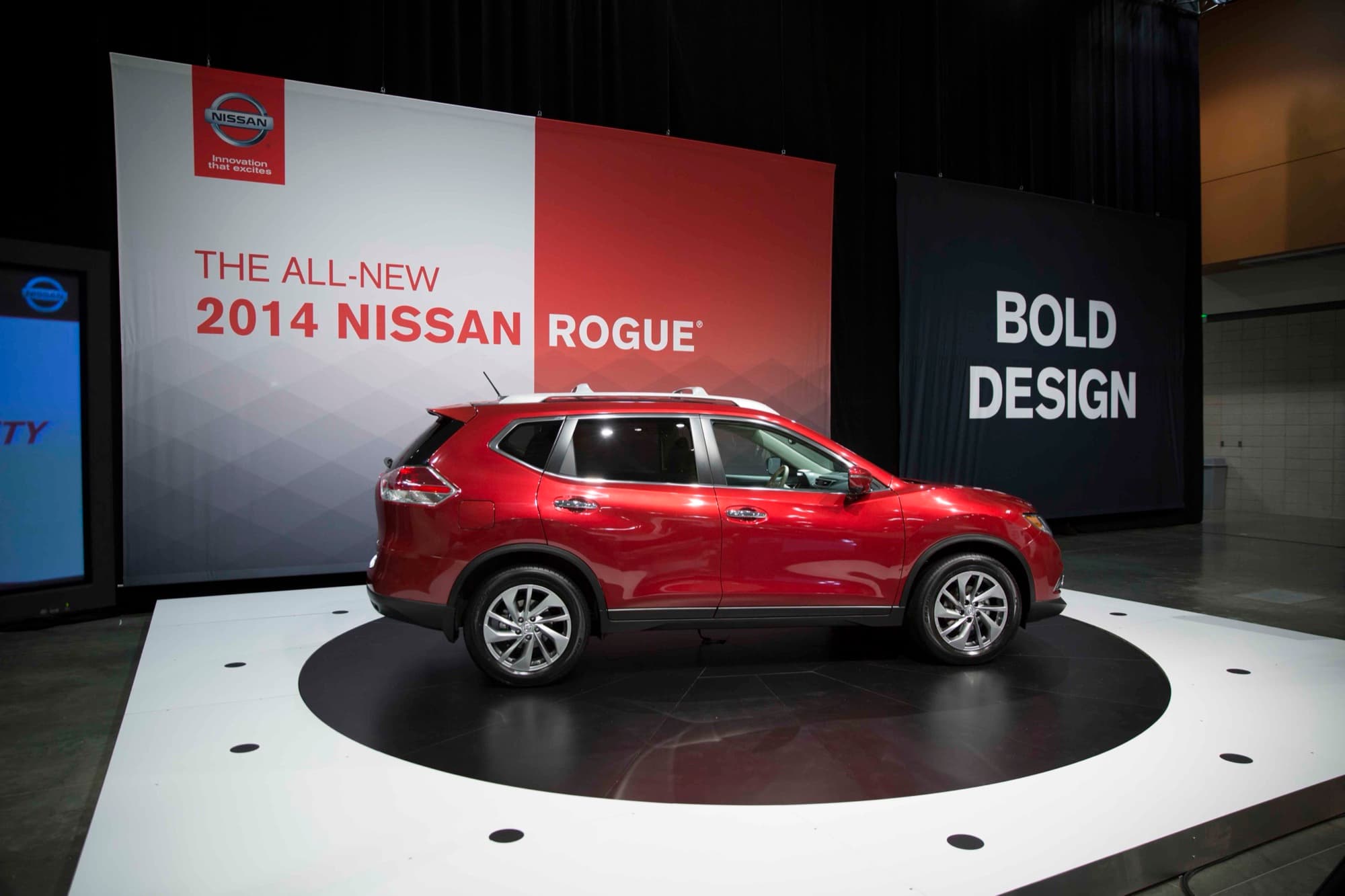 Nissan Rogue Media Introduction — image 5